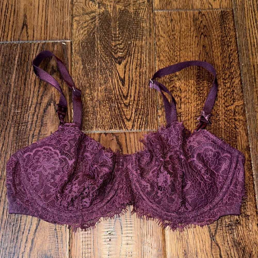 Victoria Secret Elegant Lace Purple Unlined Demi Bra